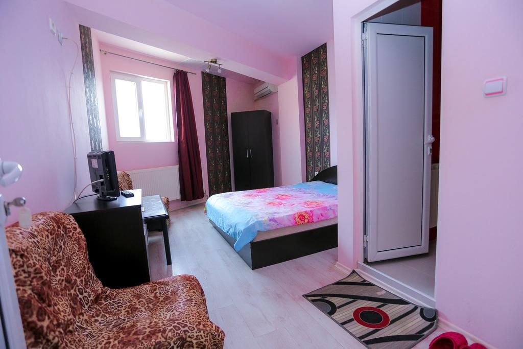 Hostel Shatrata Bogomilovo Eksteriør bilde