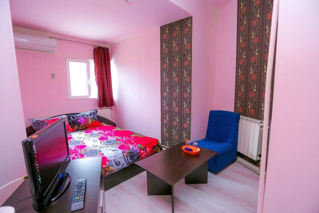 Hostel Shatrata Bogomilovo Eksteriør bilde