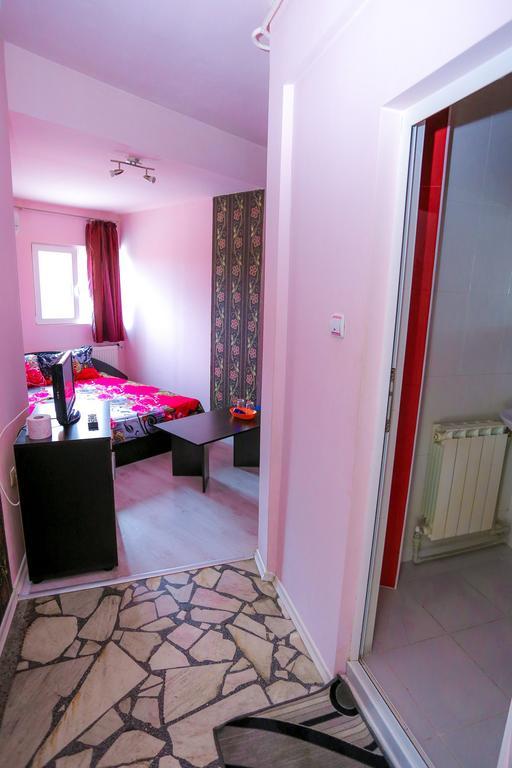 Hostel Shatrata Bogomilovo Eksteriør bilde